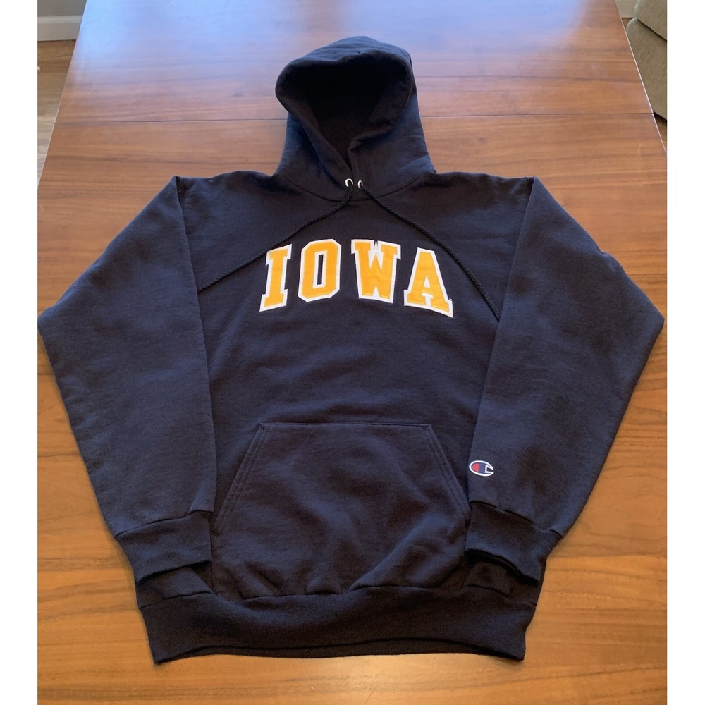 Champion Iowa Hawkeyes Hoodie Mens Medium Pullover Sweatshirt Black Spell Out